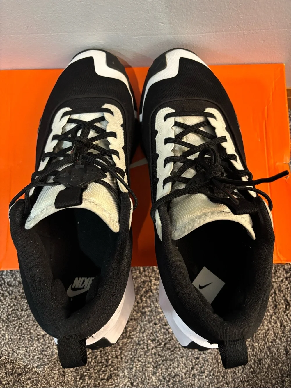 Nike Air Diamond Varsity Turf Black and White Mens Baseball Turf Shoe